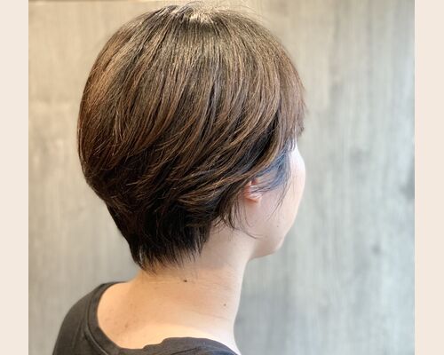 日立の美容室からお手入れ簡単な大人気のショートスタイル【unfi'oceanアンフィオーシャン】